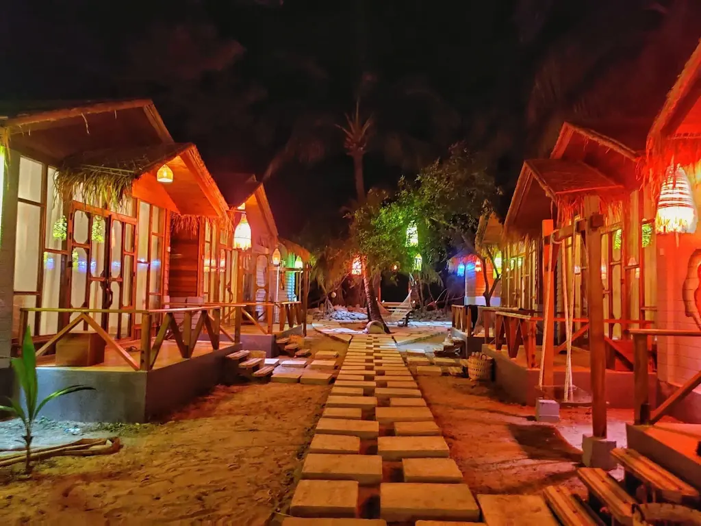 Shurjosnan Twin Beach Resort